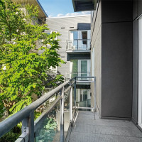 375 Kirkland Avenue, Kirkland, WA 98033