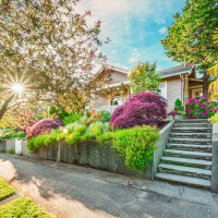 136 NW 74th Street, Seattle, WA 98117