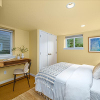 136 NW 74th Street, Seattle, WA 98117