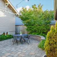 136 NW 74th Street, Seattle, WA 98117