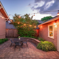 136 NW 74th Street, Seattle, WA 98117