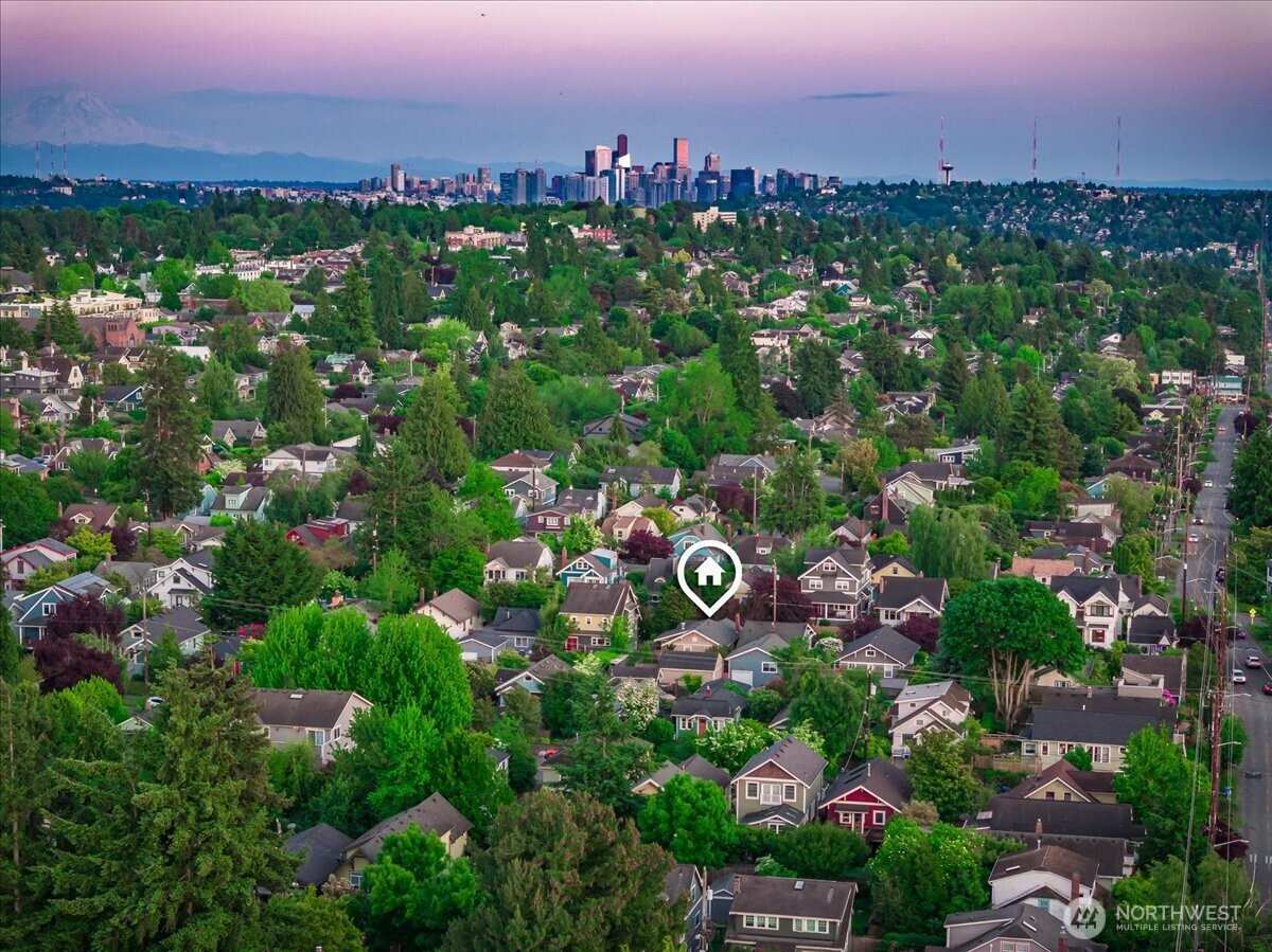 136 NW 74th Street, Seattle, WA 98117