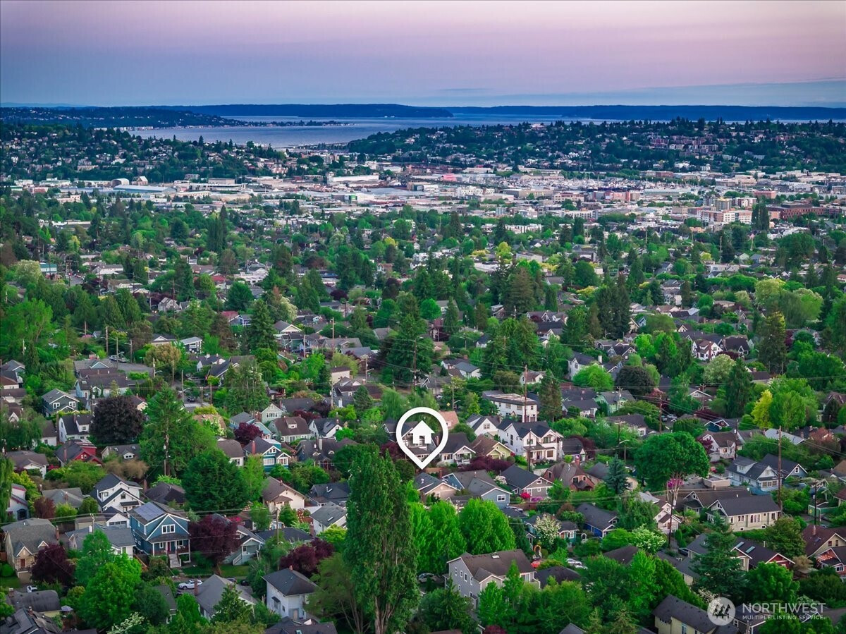136 NW 74th Street, Seattle, WA 98117