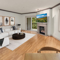 18609 SE Newport Way, Issaquah, WA 98027