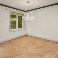 18609 SE Newport Way, Issaquah, WA 98027