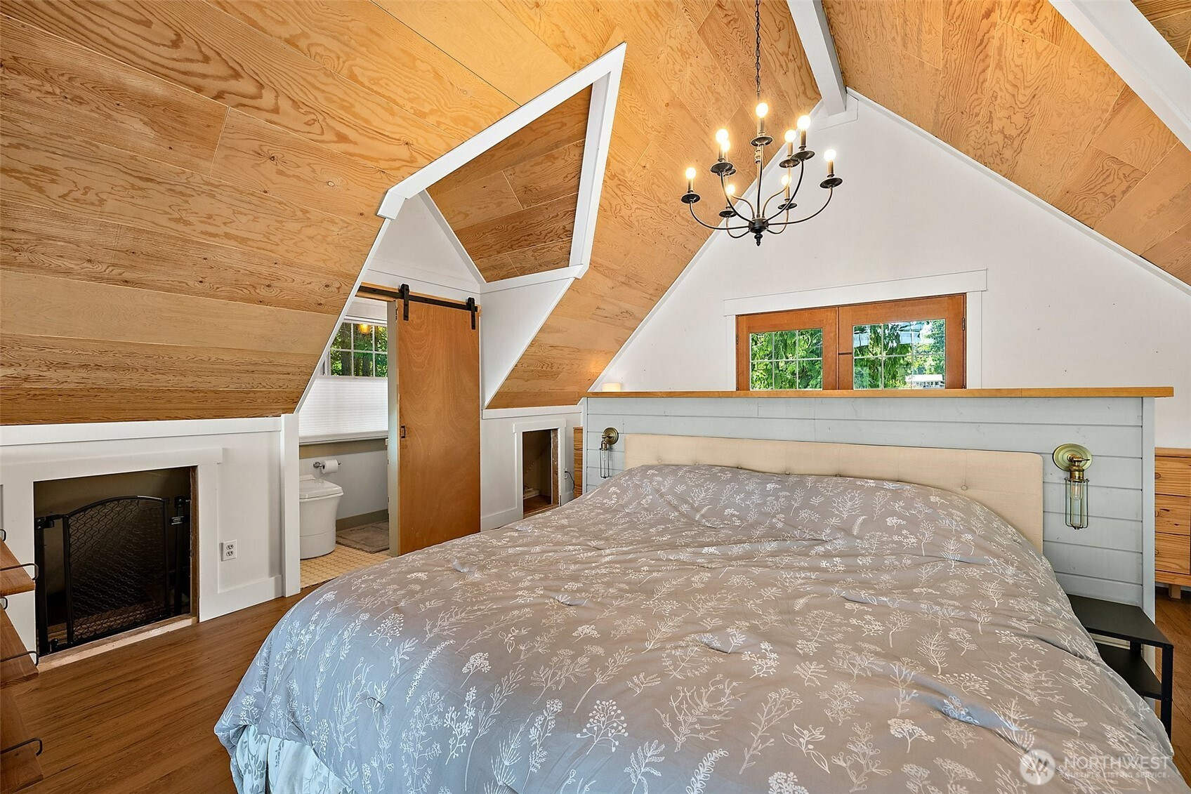 1234 Lake Sawyer Island, Black Diamond, WA 98010