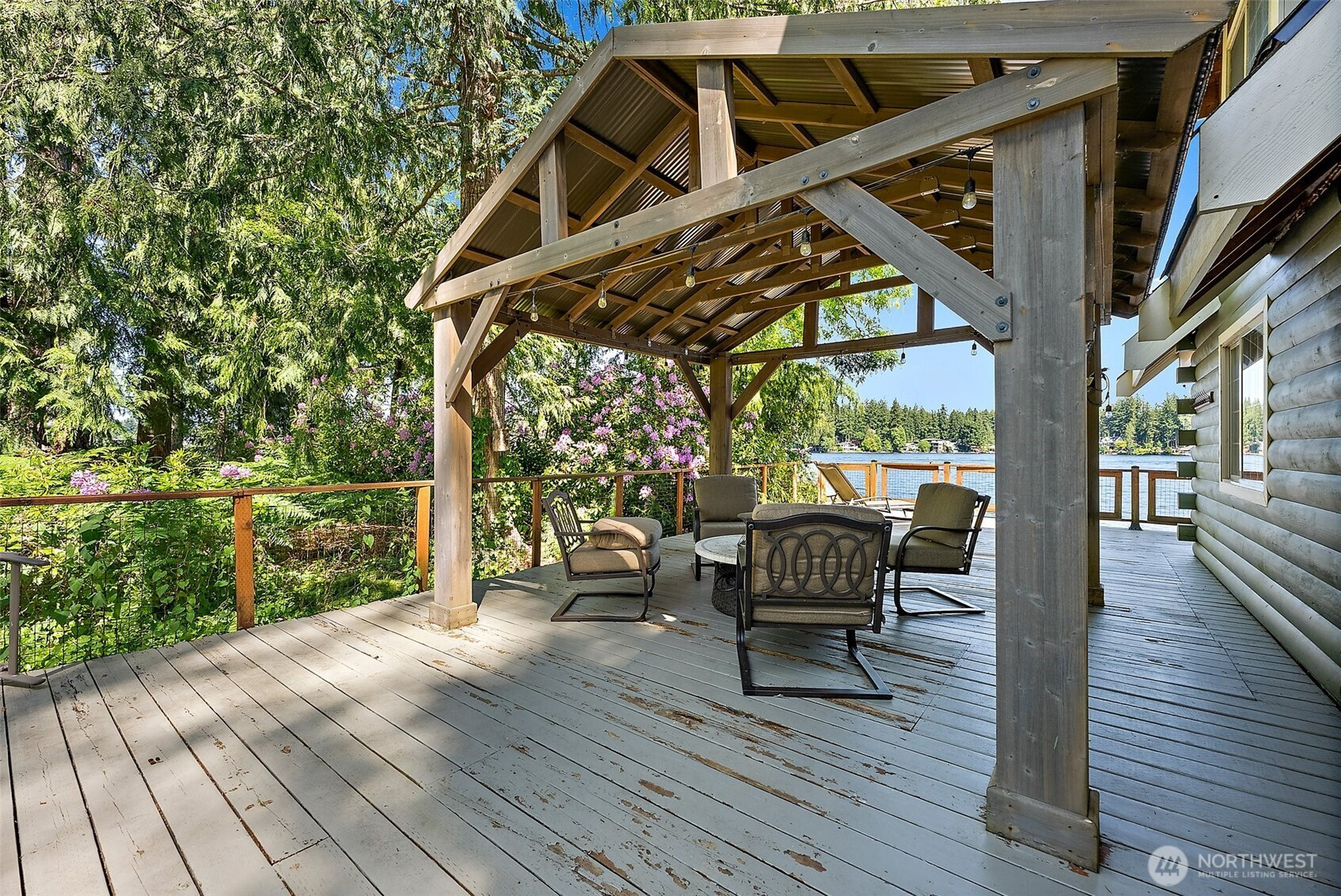 1234 Lake Sawyer Island, Black Diamond, WA 98010