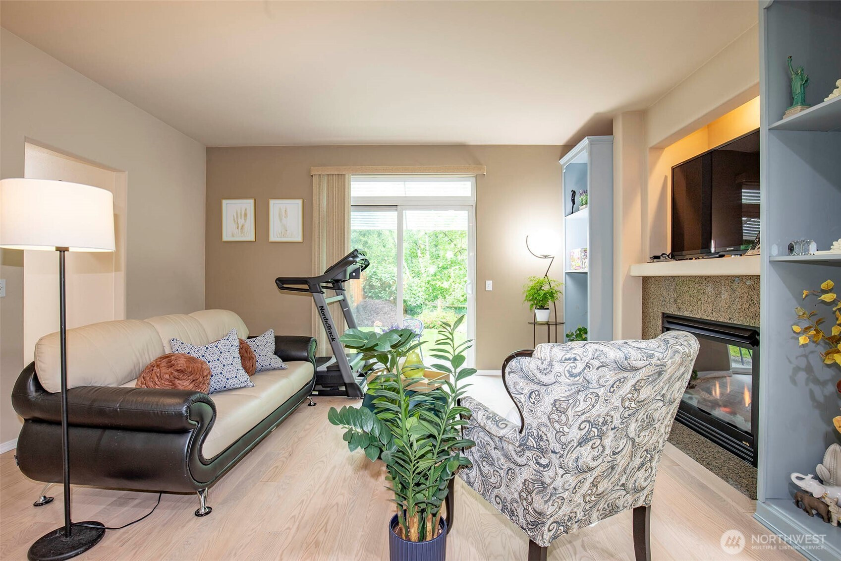 19 198th Place SE, Bothell, WA 98012