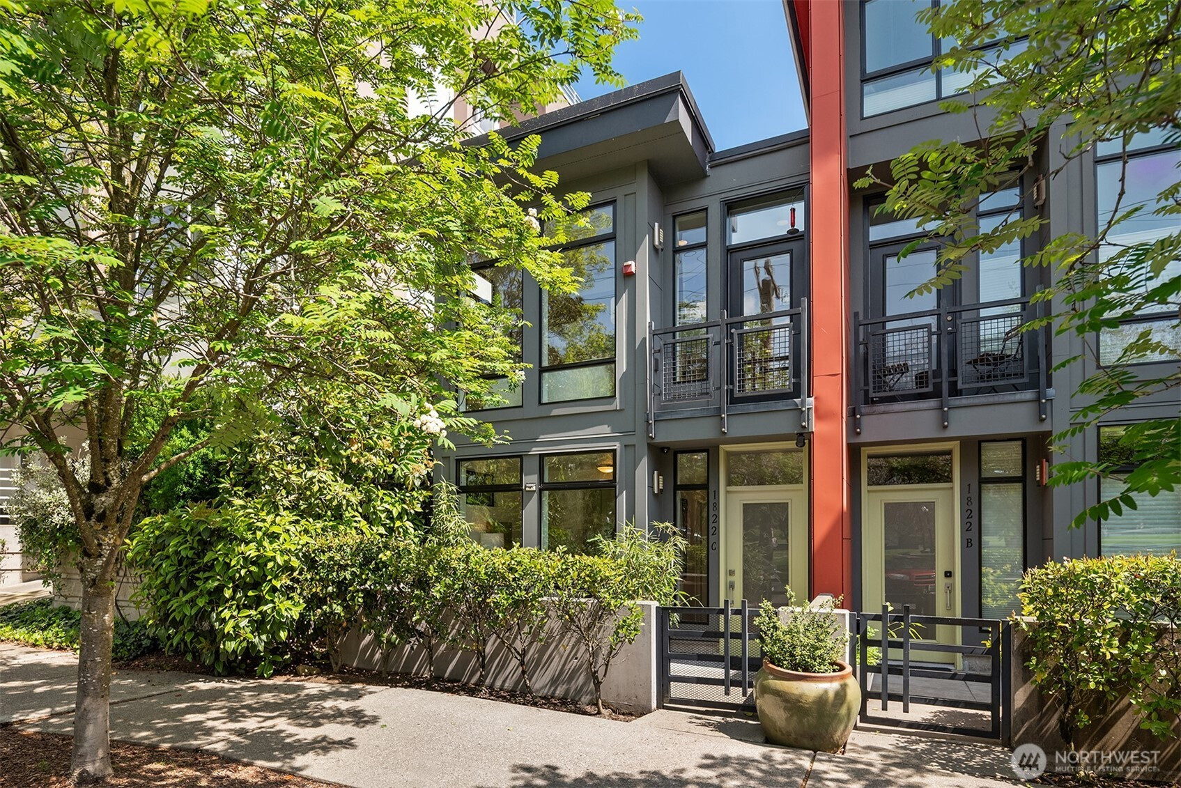 1822 11th Avenue, Seattle, WA 98122