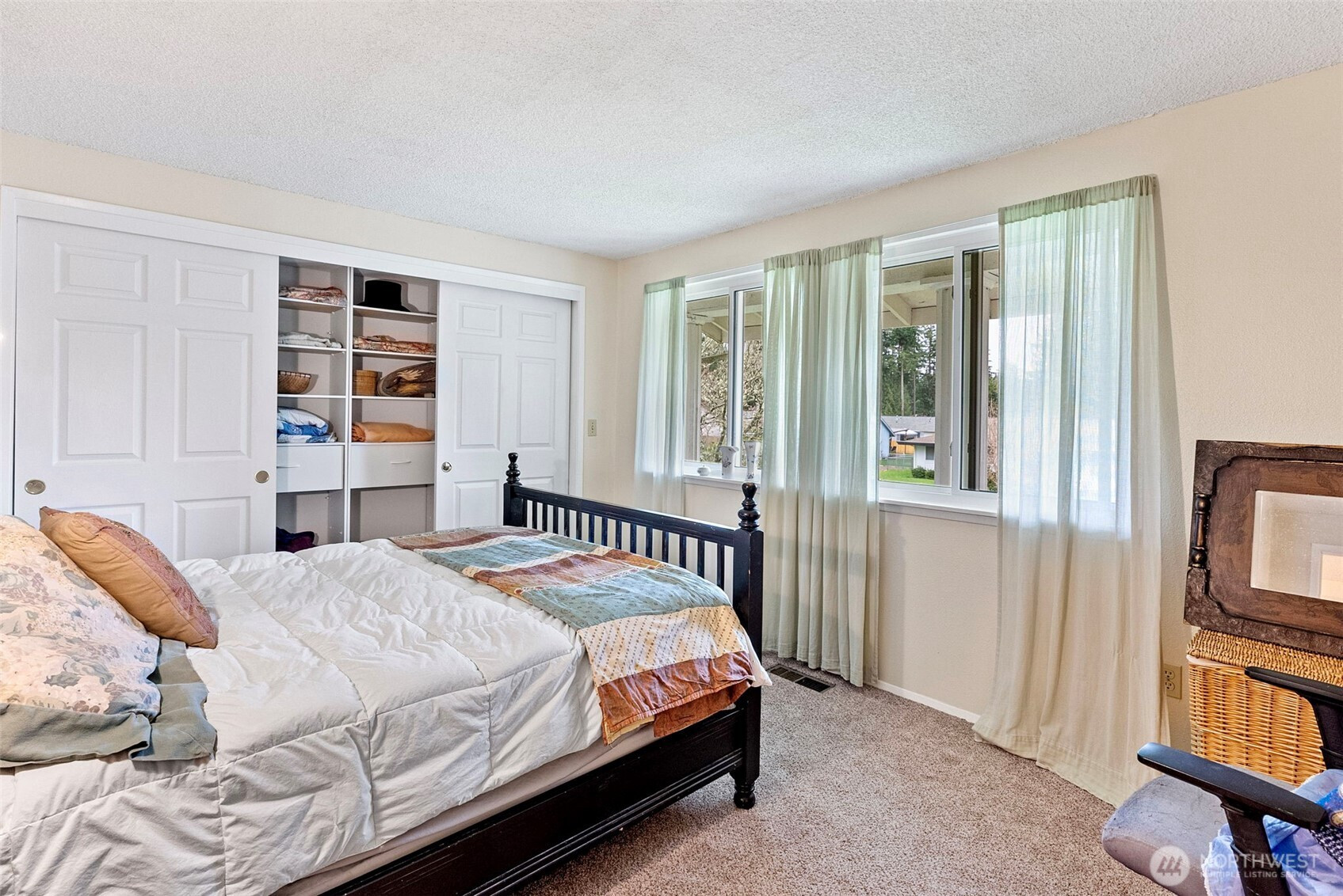 2913 SE Forest Villa Court, Port Orchard, WA 98366