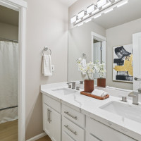 13117 NE 139th Court, Kirkland, WA 98034