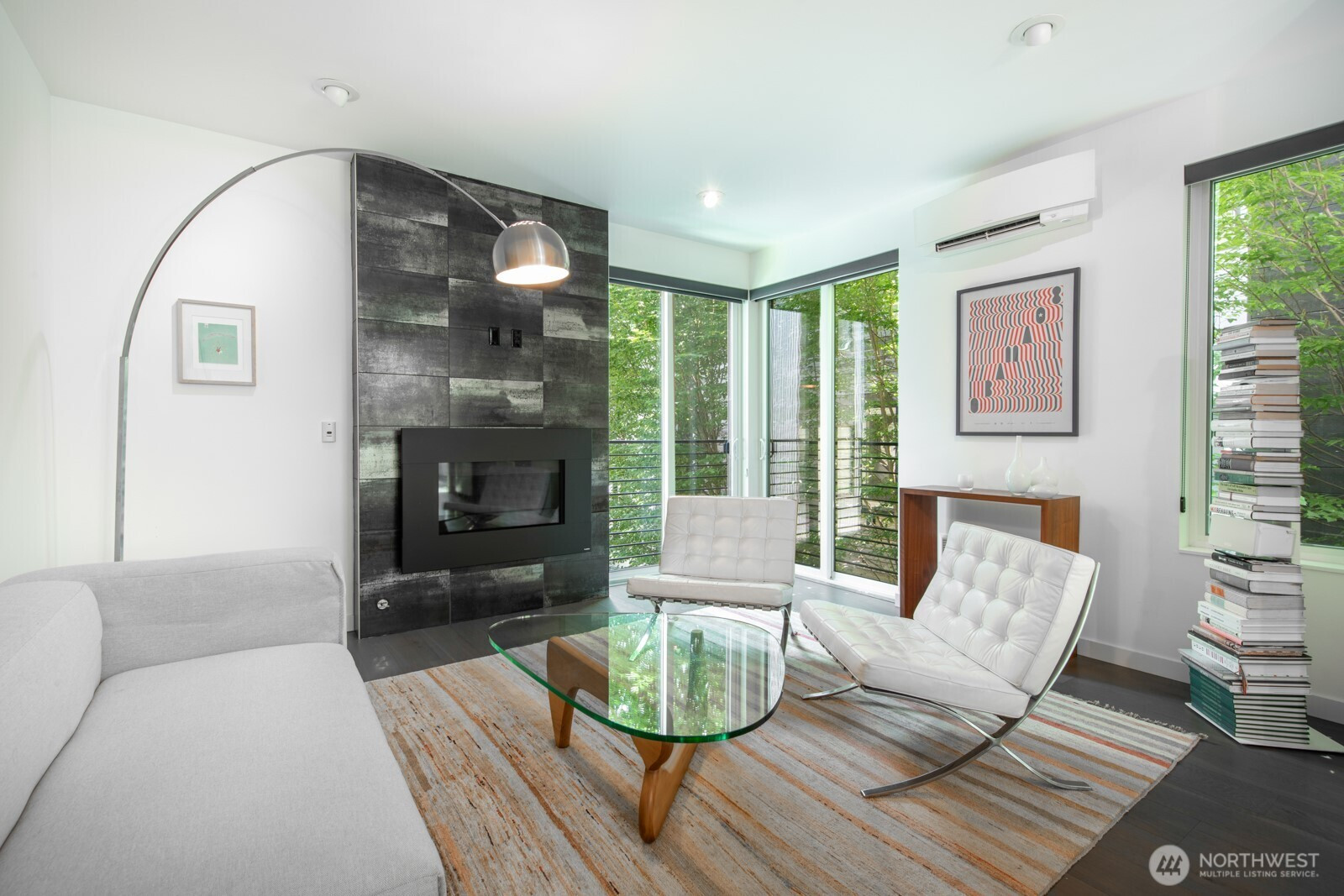 214 25th Avenue E, Seattle, WA 98112