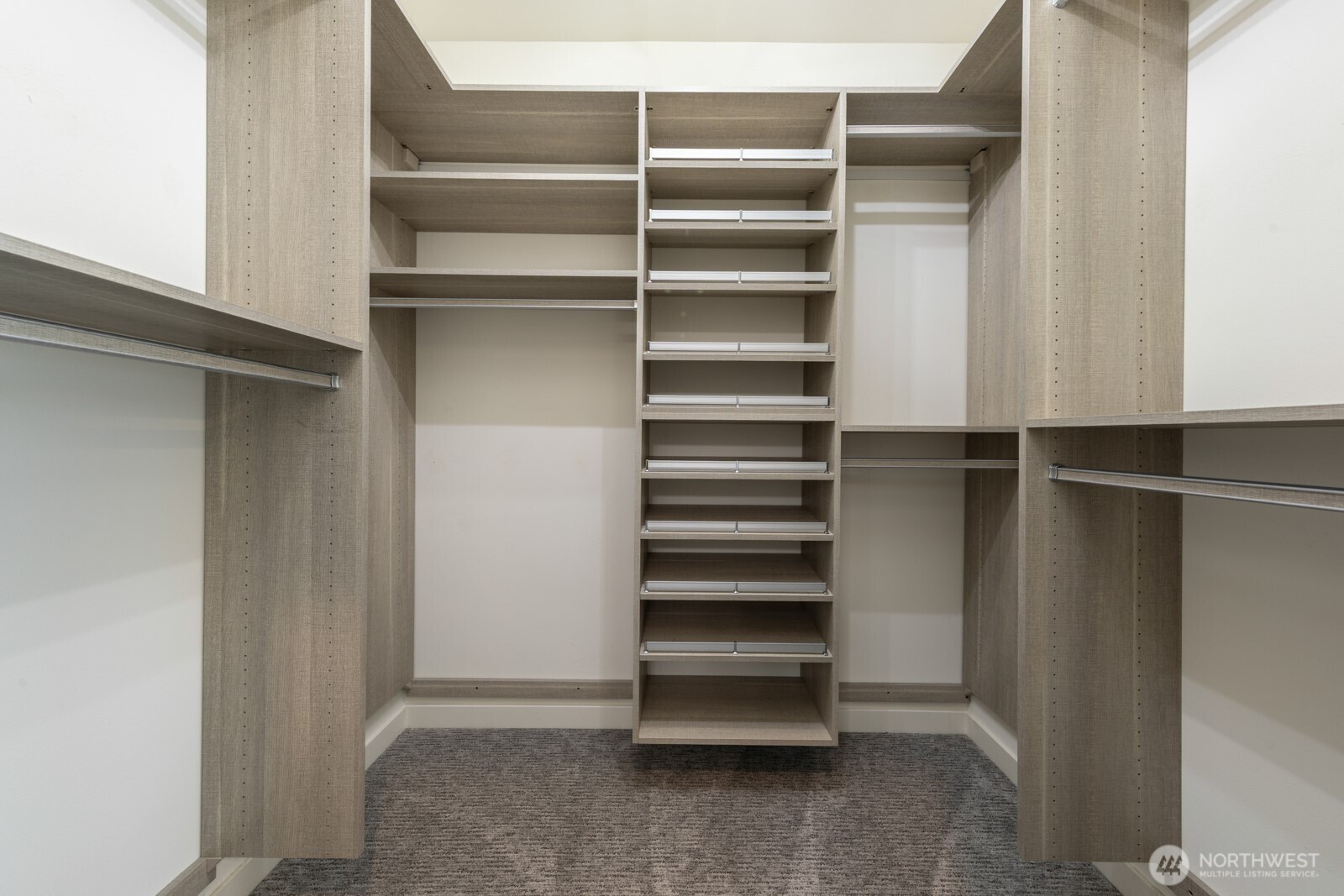 214 25th Avenue E, Seattle, WA 98112