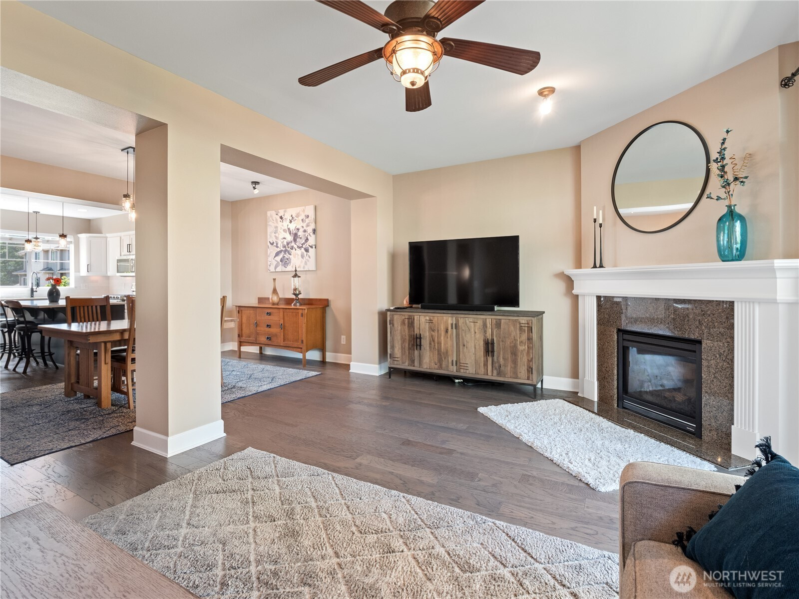 301 Chelan Place NE, Renton, WA 98059