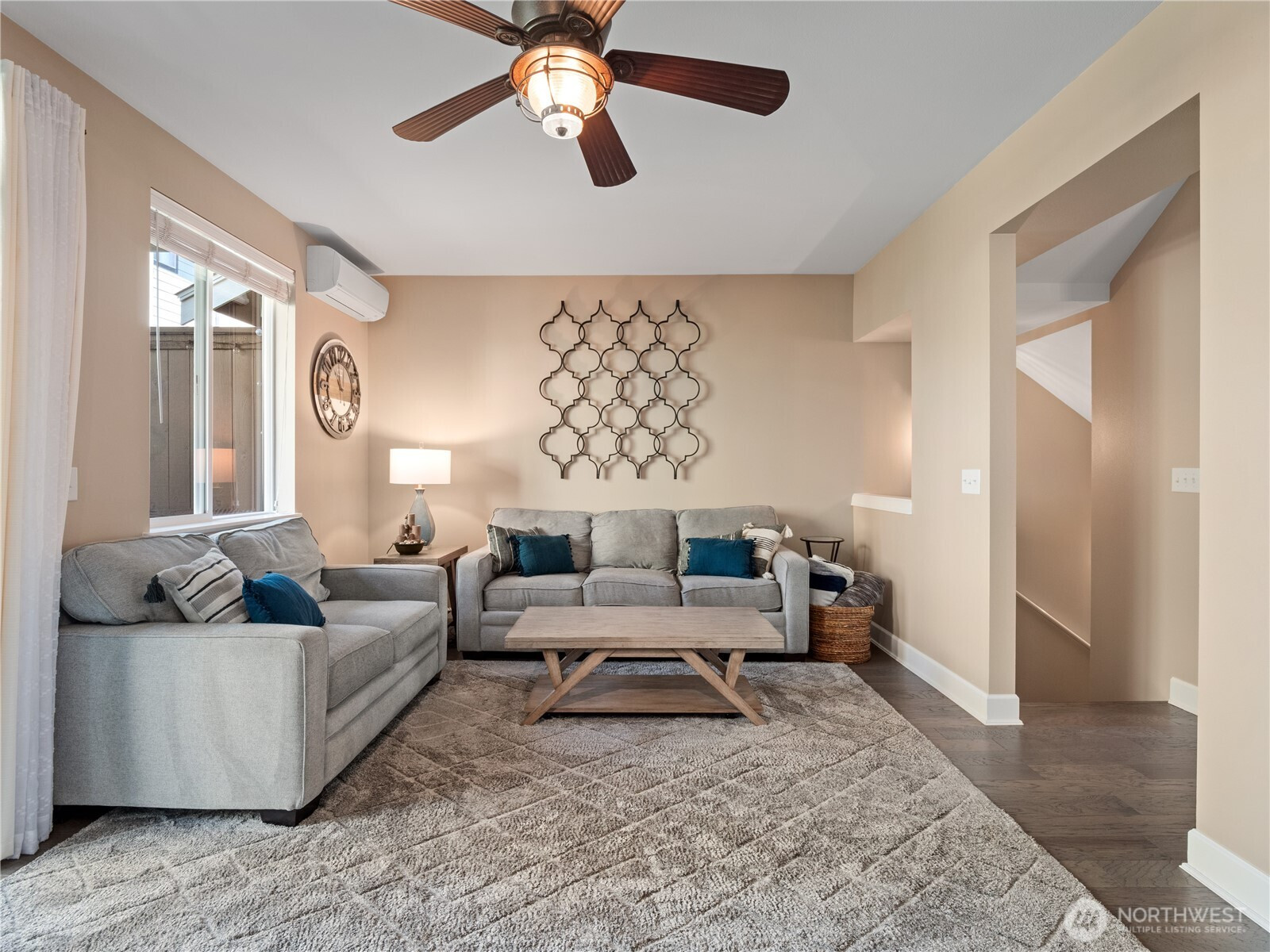 301 Chelan Place NE, Renton, WA 98059