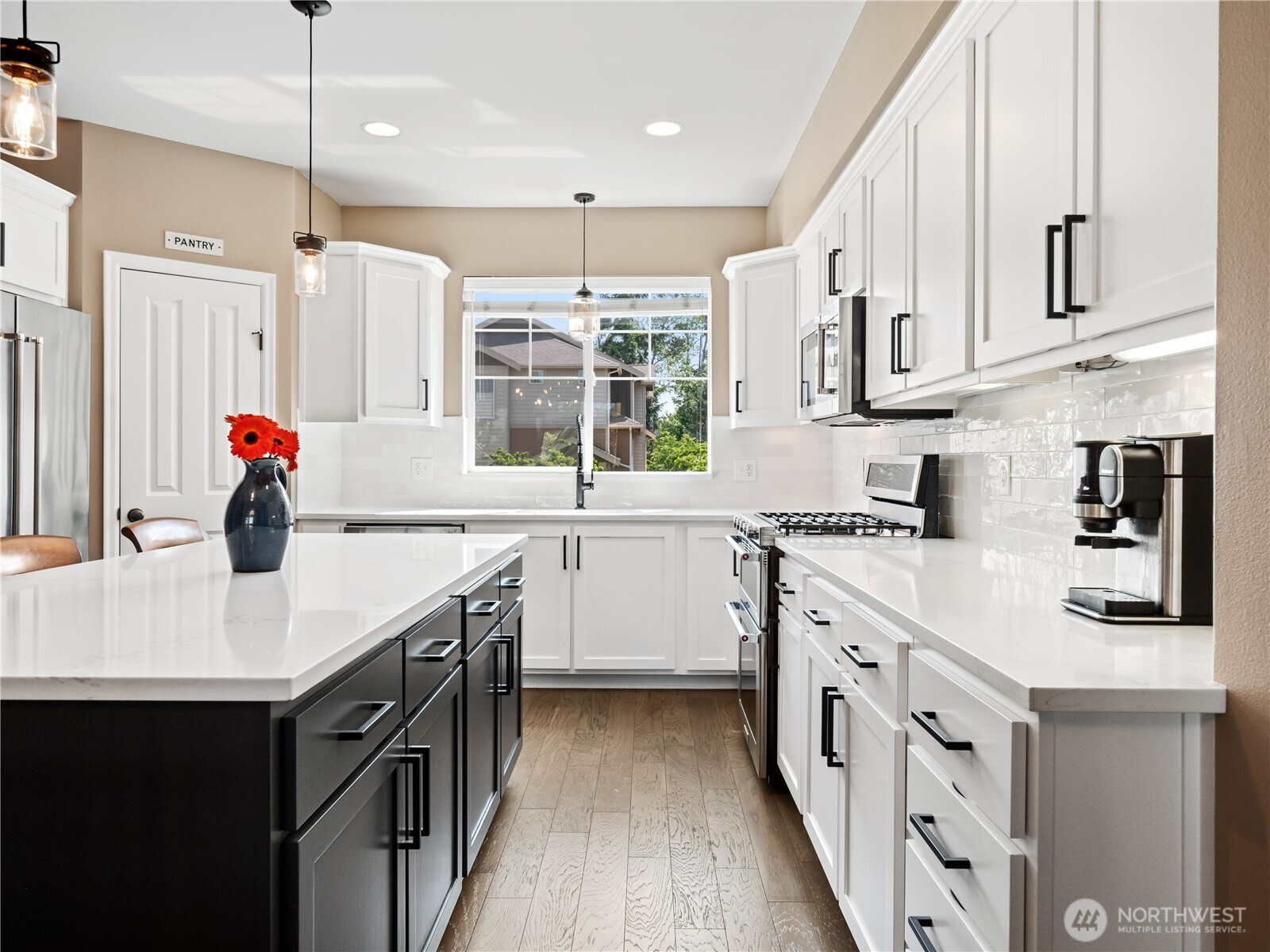 301 Chelan Place NE, Renton, WA 98059