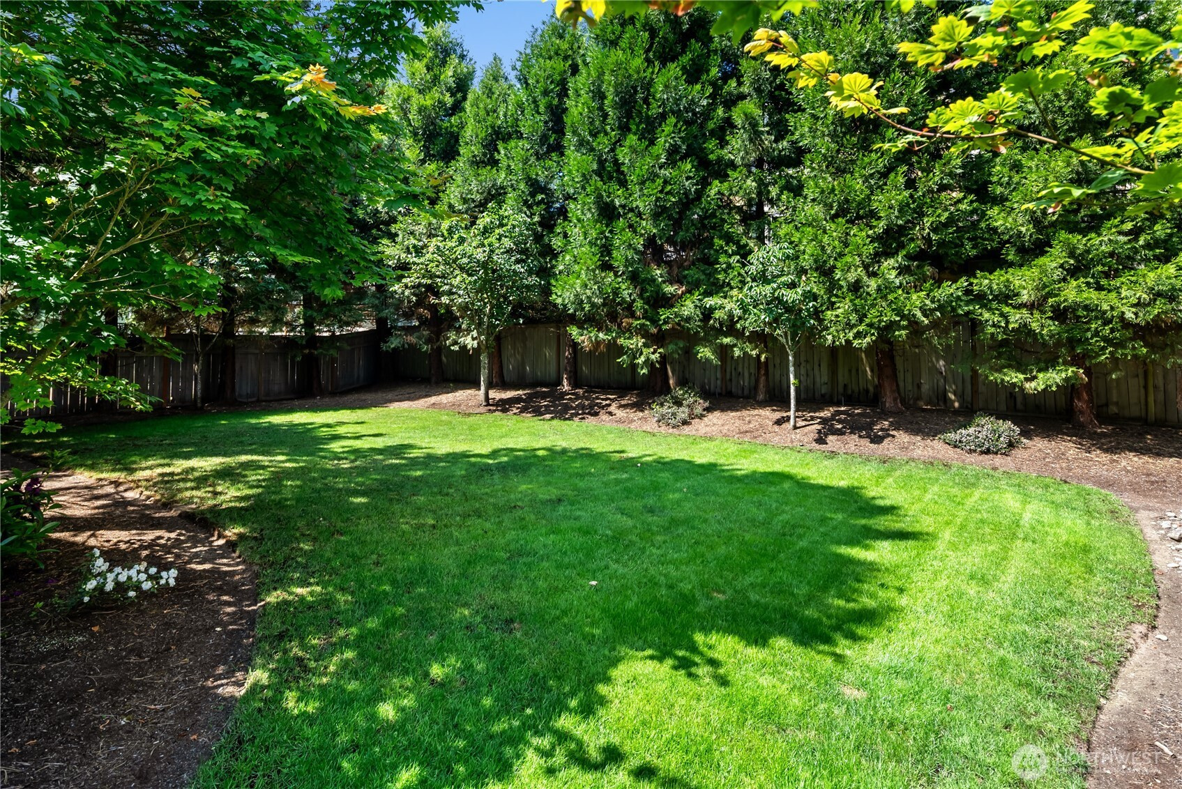 301 Chelan Place NE, Renton, WA 98059