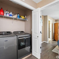 301 Chelan Place NE, Renton, WA 98059