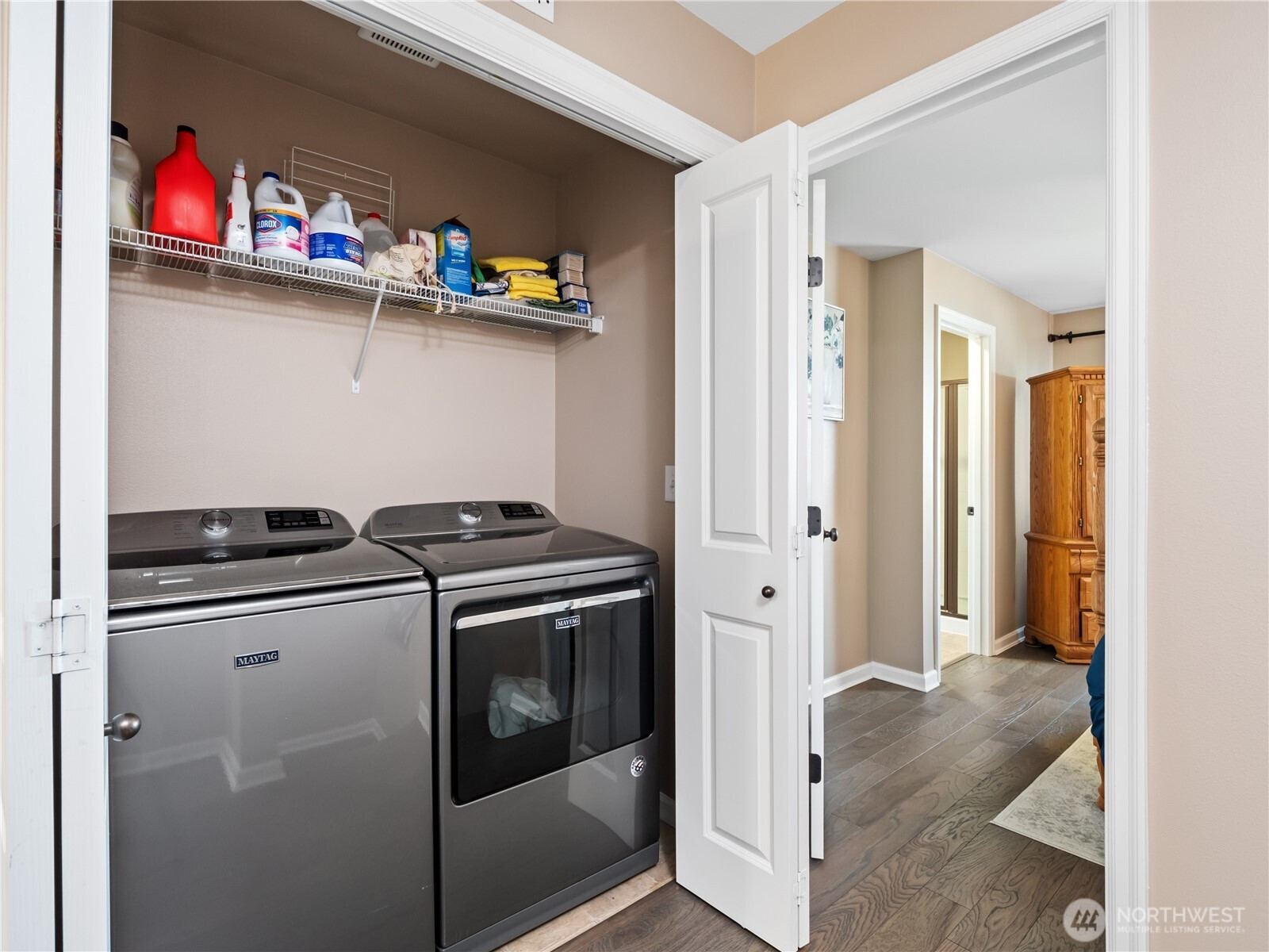 301 Chelan Place NE, Renton, WA 98059