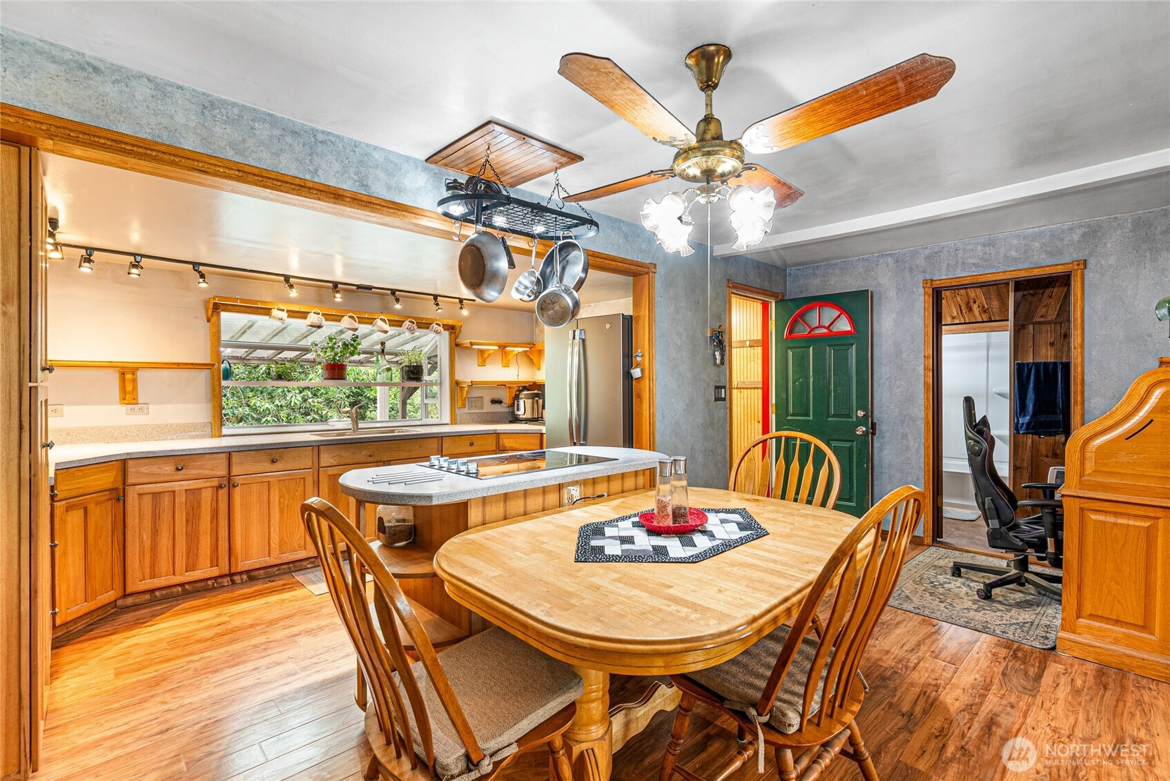 4403 Perry Avenue NE, Bremerton, WA 98310