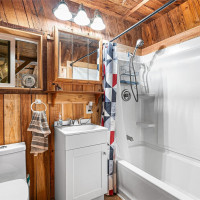 4403 Perry Avenue NE, Bremerton, WA 98310