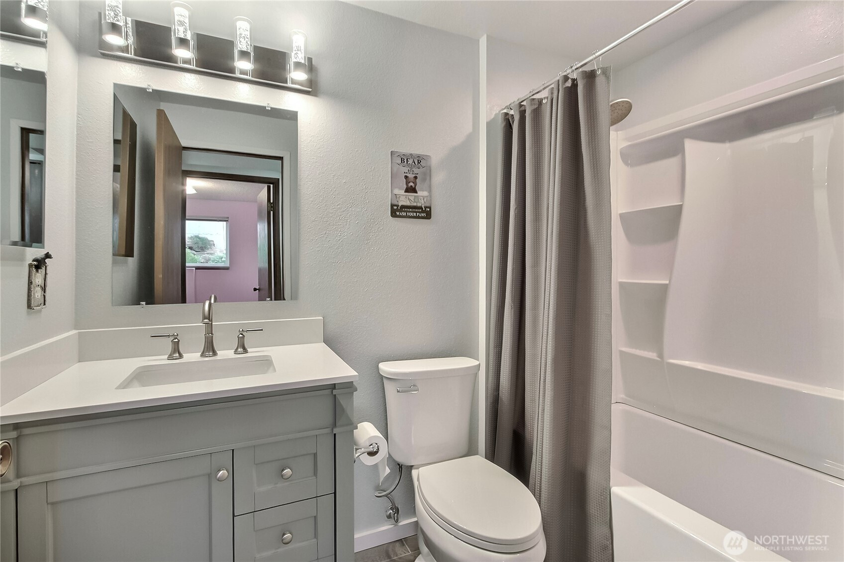 3122 N Vassault Street, Tacoma, WA 98407