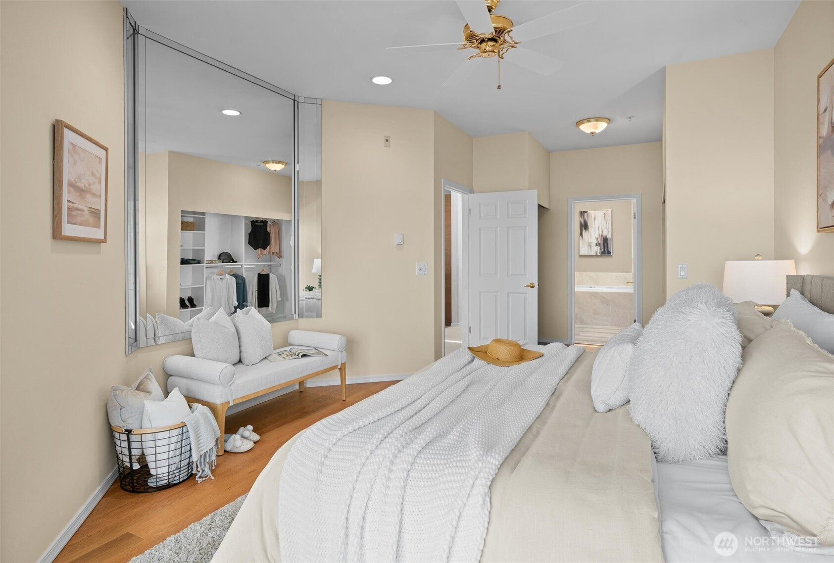 1534 Alki Avenue SW, Seattle, WA 98116