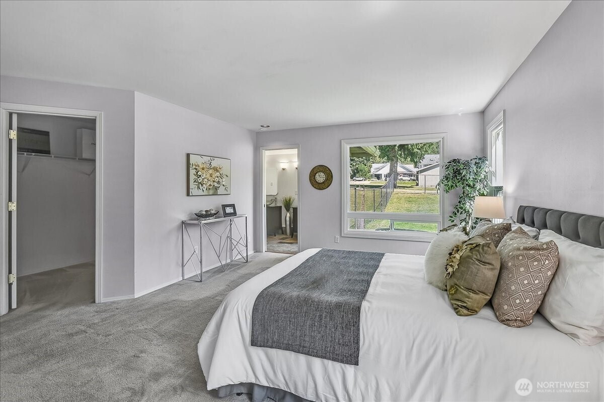 16005 NE 160th Street, Woodinville, WA 98072