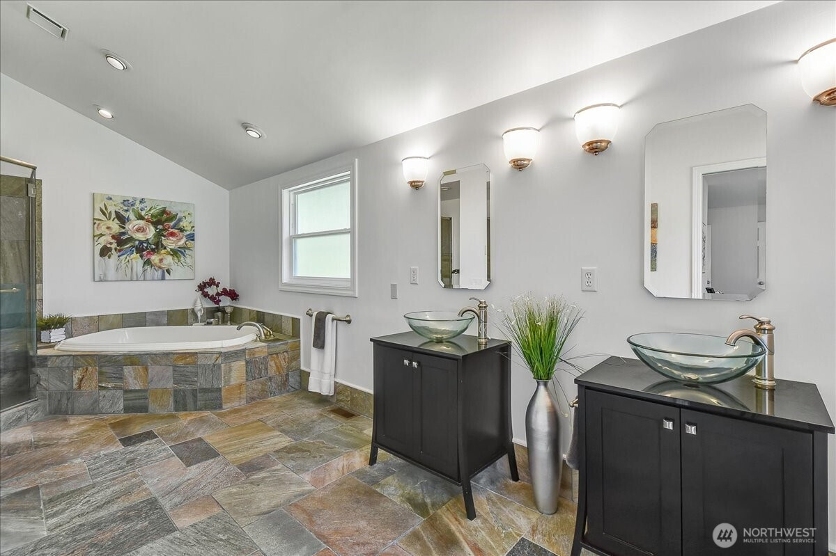 16005 NE 160th Street, Woodinville, WA 98072