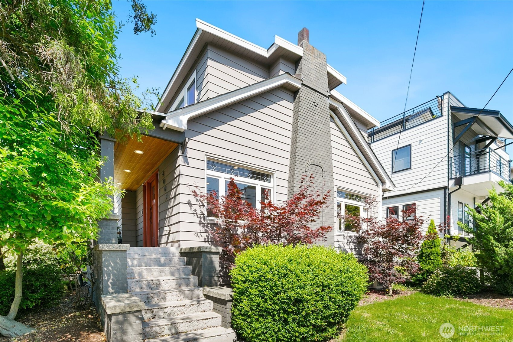 4003 Midvale Avenue N, Seattle, WA 98103