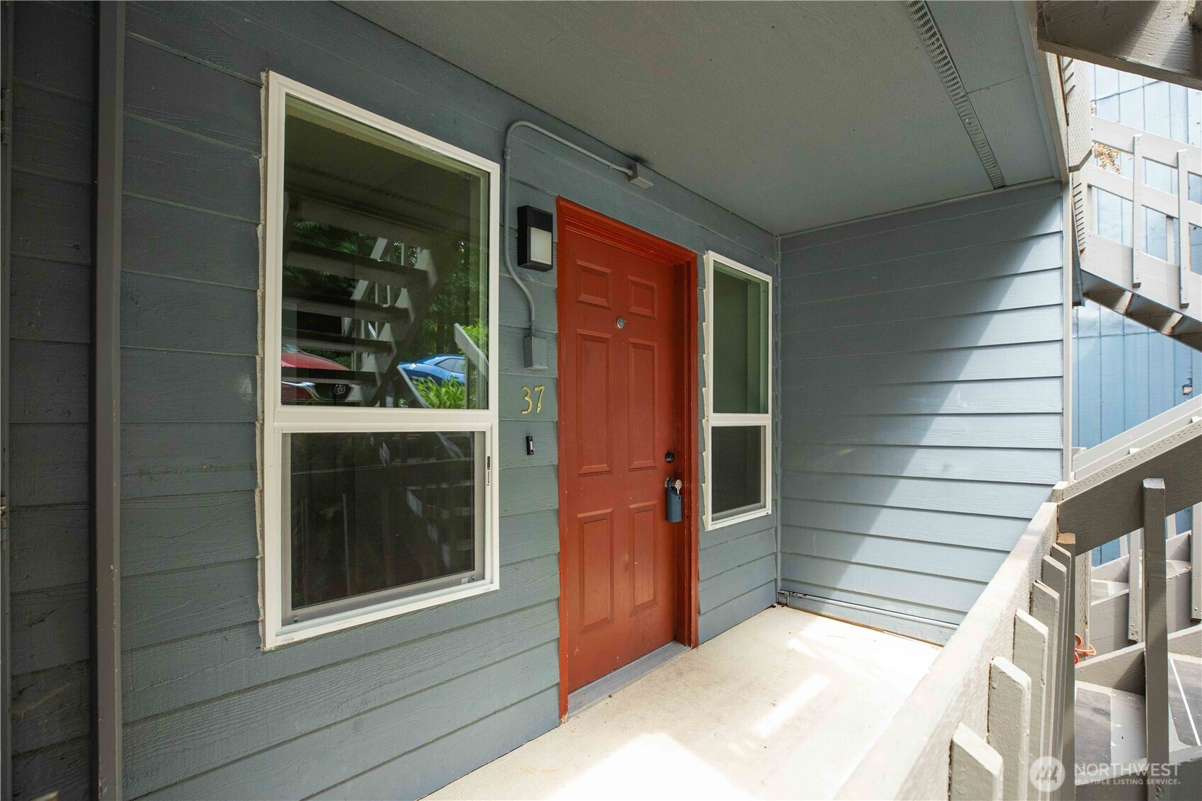 500 N National Avenue, Bremerton, WA 98312