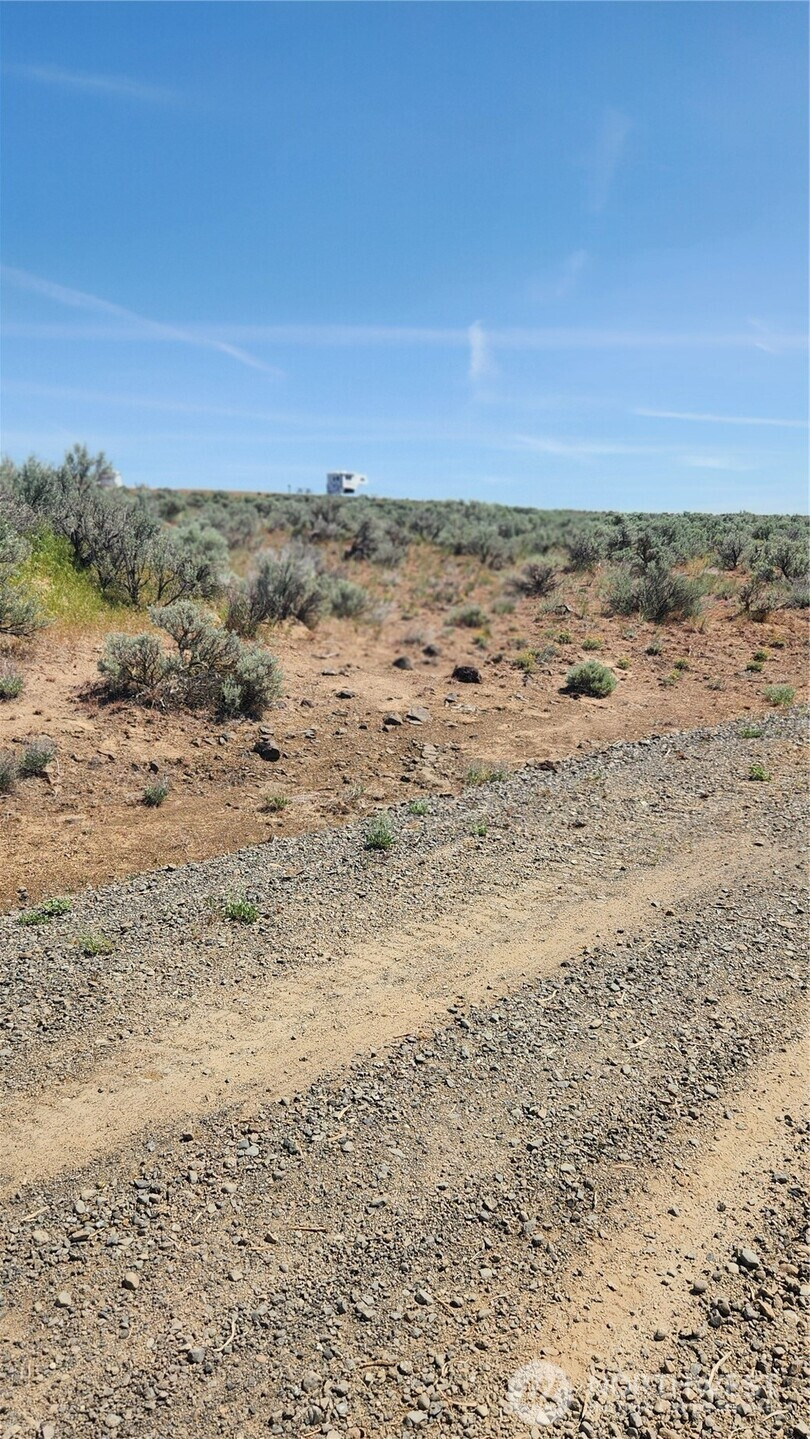 0 285 Meadows (Lots 11, 12 & 13) Drive, Ephrata, WA 98823