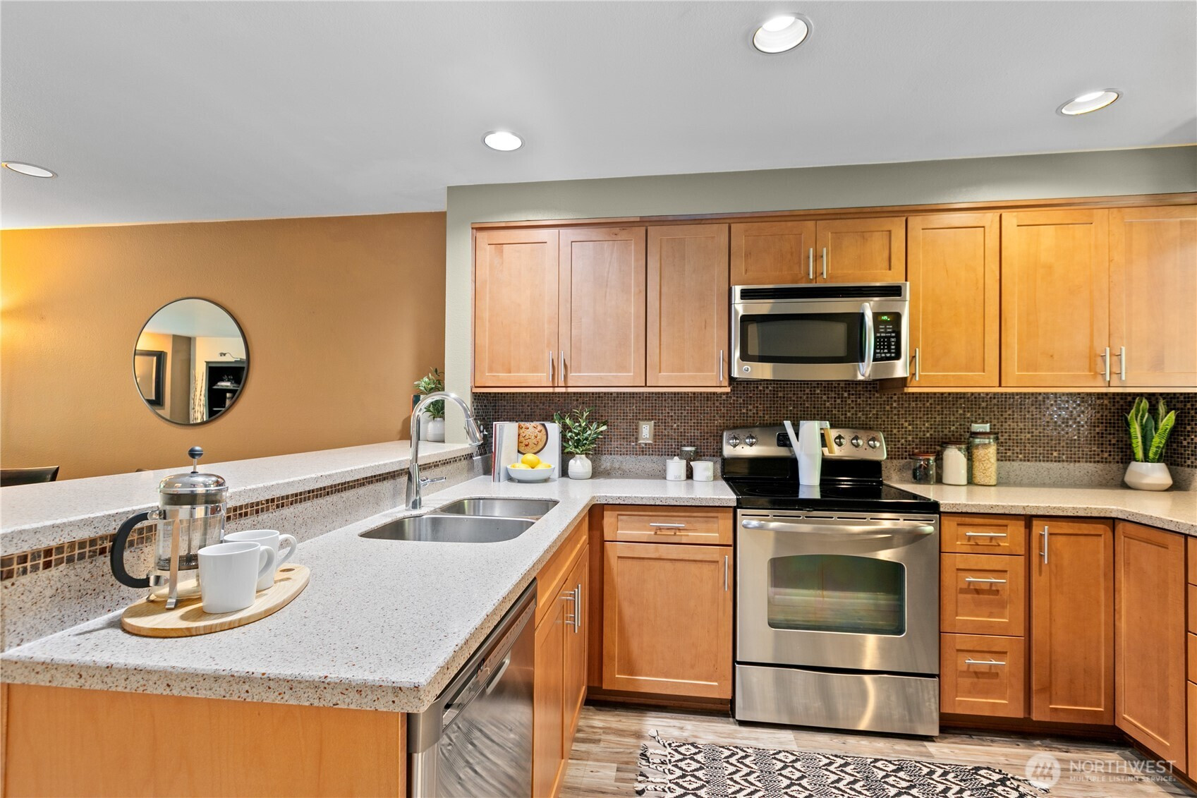 16019 Waynita Way NE, Bothell, WA 98011