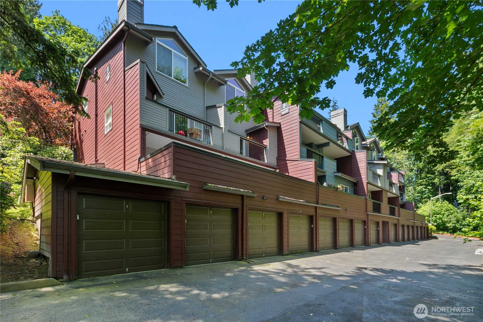 16019 Waynita Way NE, Bothell, WA 98011