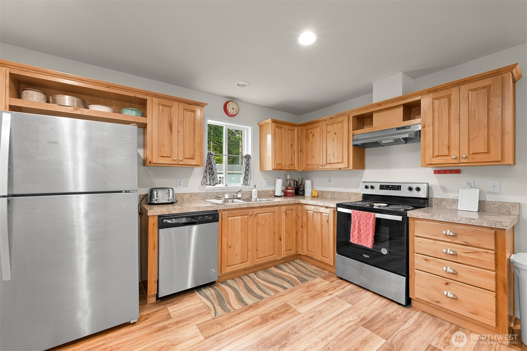 8450 Hazel Court, Maple Falls, WA 98266