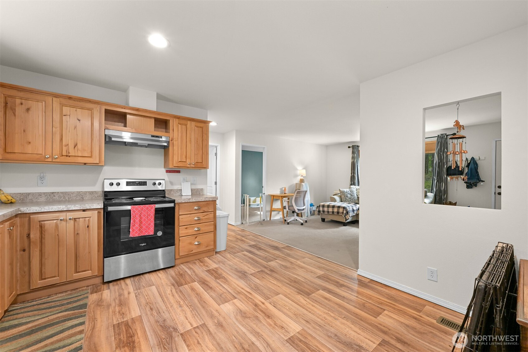 8450 Hazel Court, Maple Falls, WA 98266