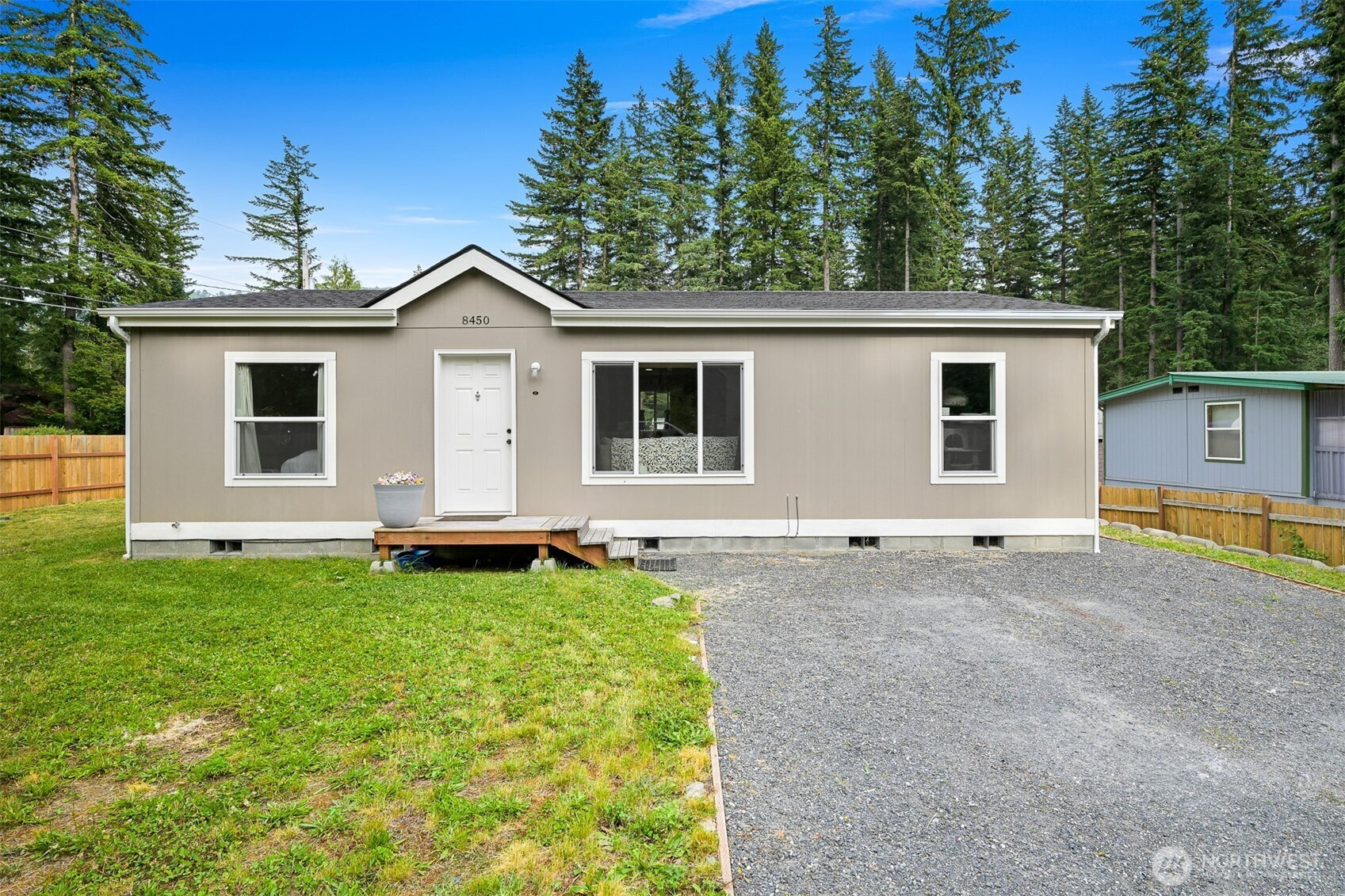 8450 Hazel Court, Maple Falls, WA 98266