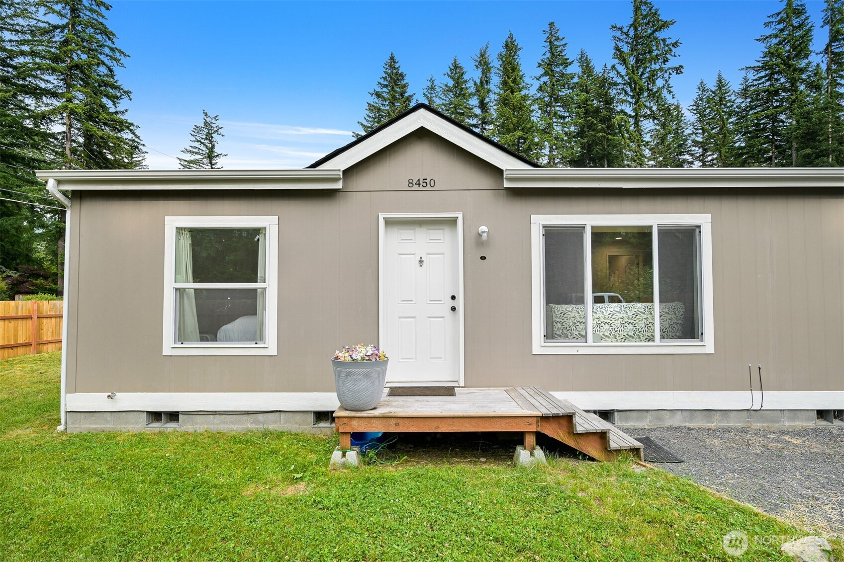 8450 Hazel Court, Maple Falls, WA 98266