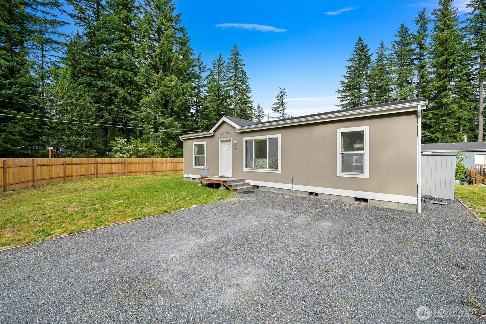 8450 Hazel Court, Maple Falls, WA 98266