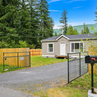 8450 Hazel Court, Maple Falls, WA 98266