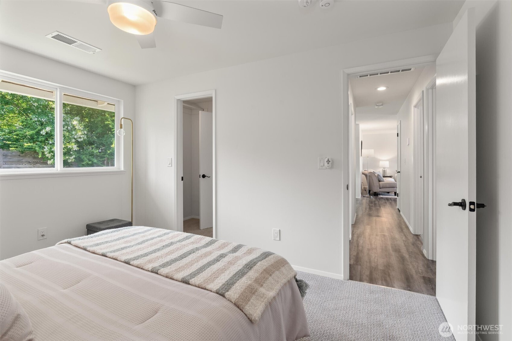 22404 48th Avenue W, Mountlake Terrace, WA 98043