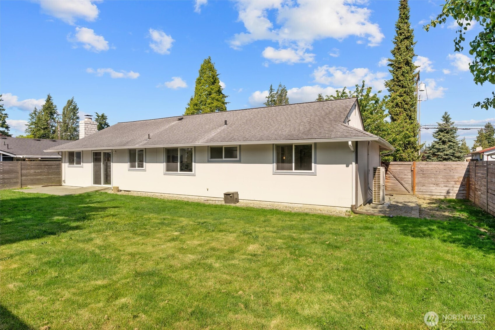 22404 48th Avenue W, Mountlake Terrace, WA 98043