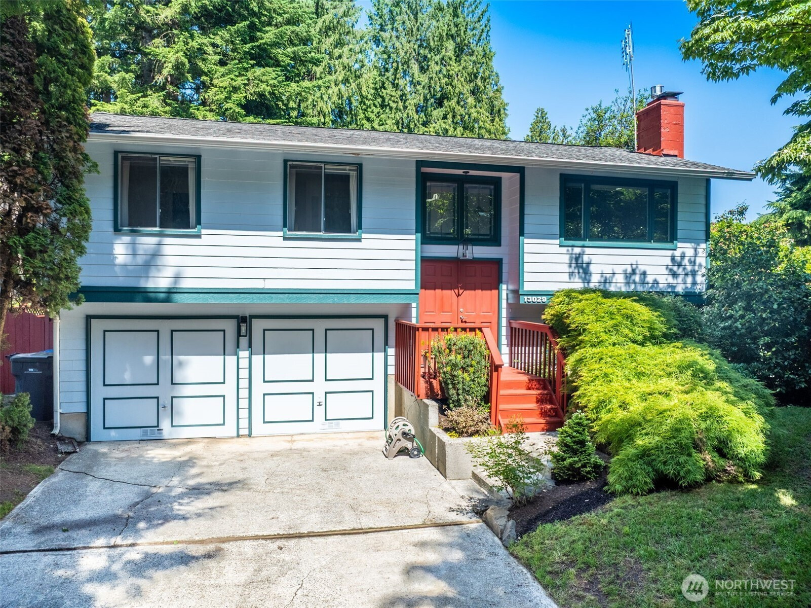 13029 111th Place NE, Kirkland, WA 98034