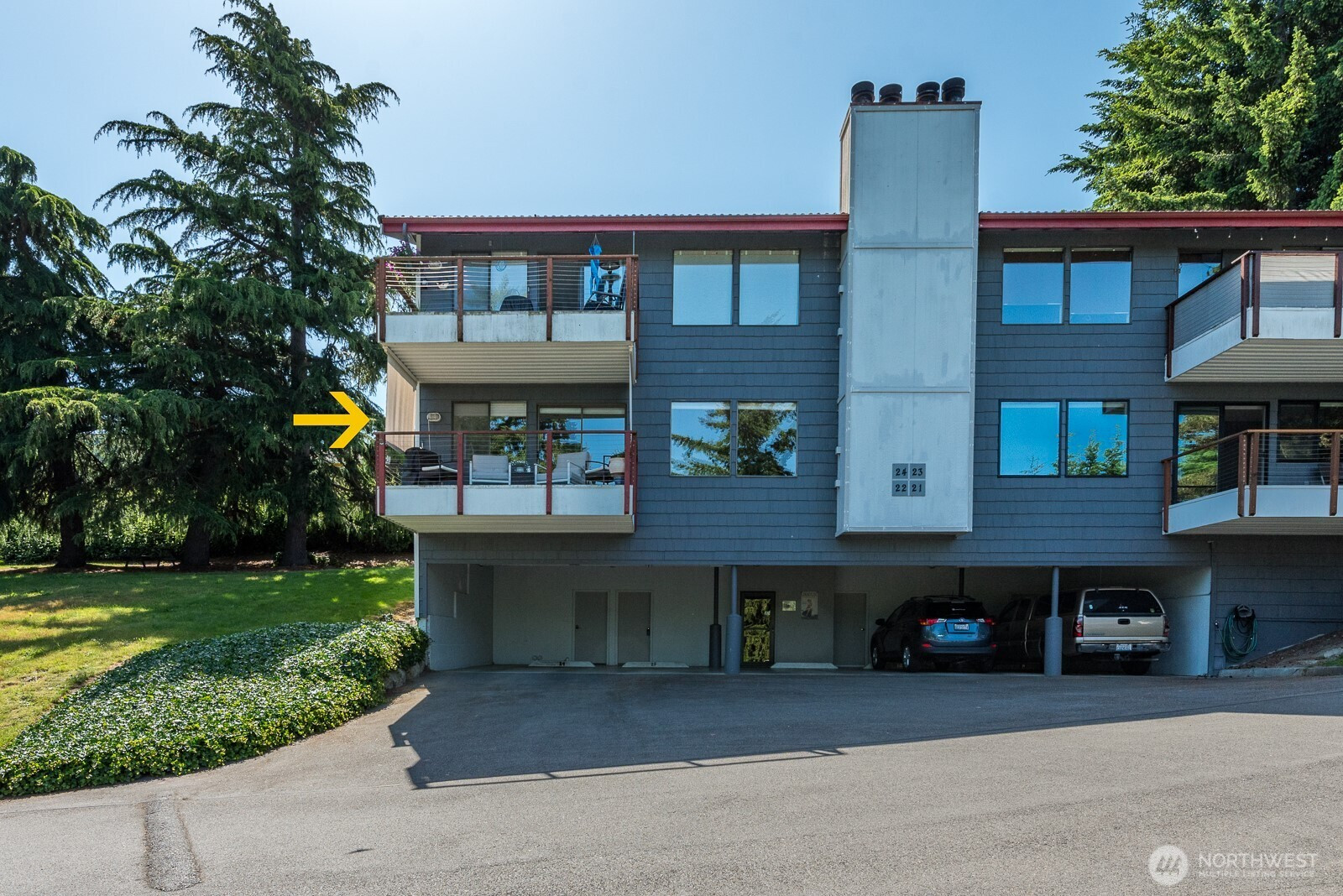 140 E North Camano Drive, Camano Island, WA 98282