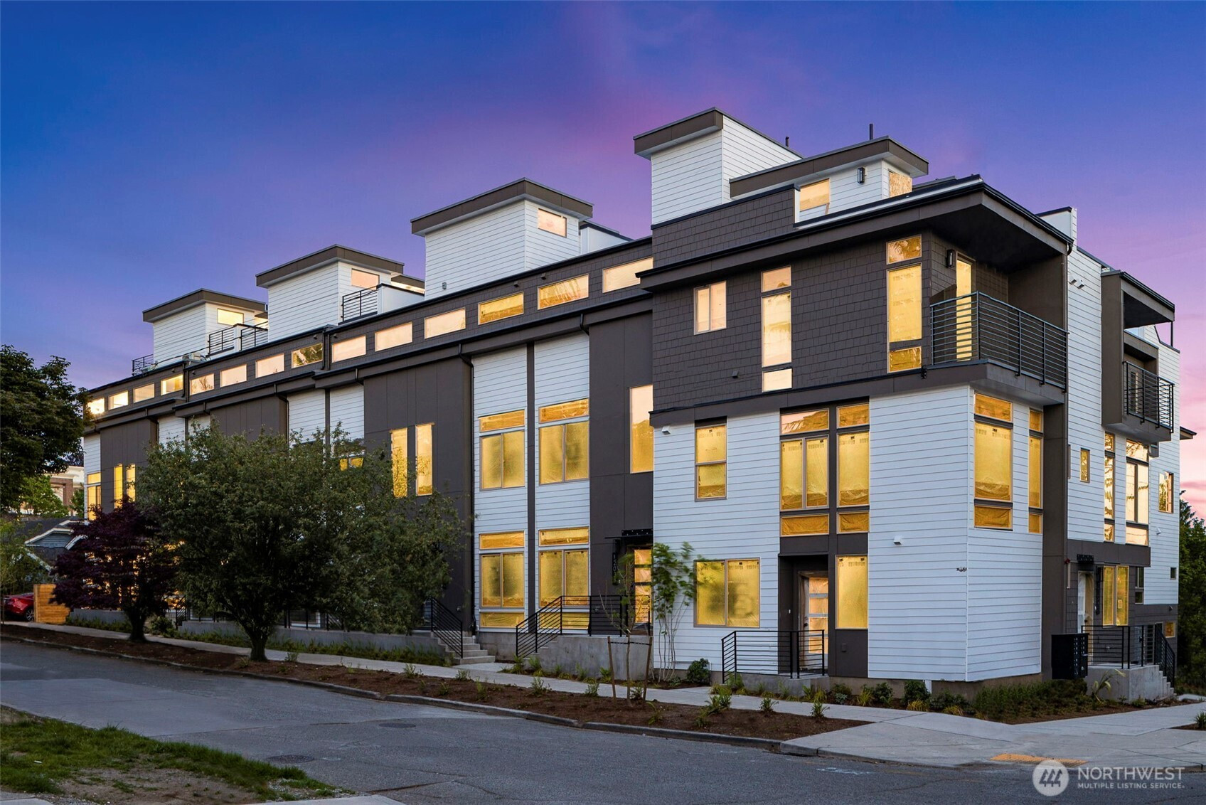 1203 F N Allen Place, Seattle, WA 98103