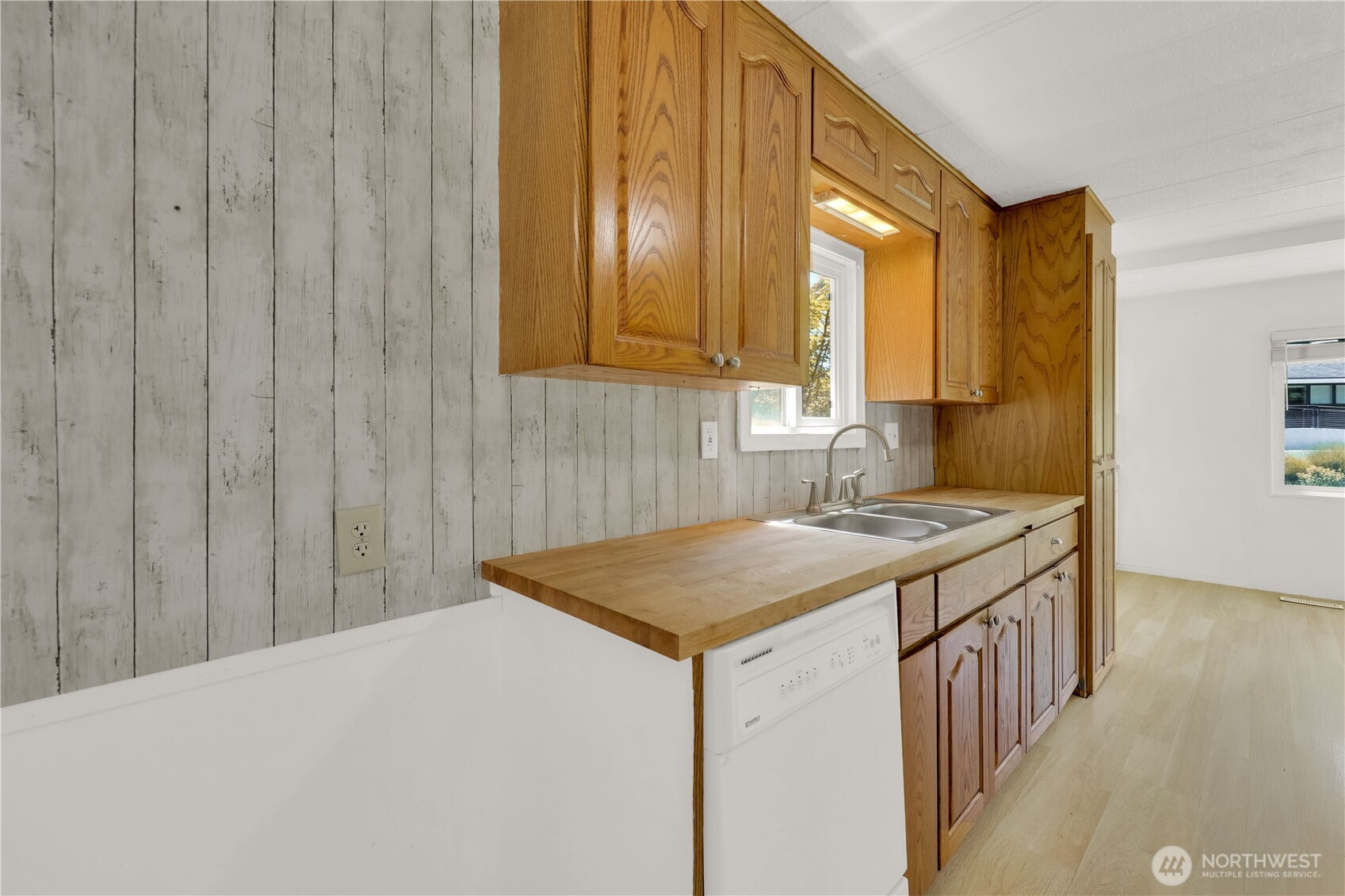 2200 196th Street SE, Bothell, WA 98012