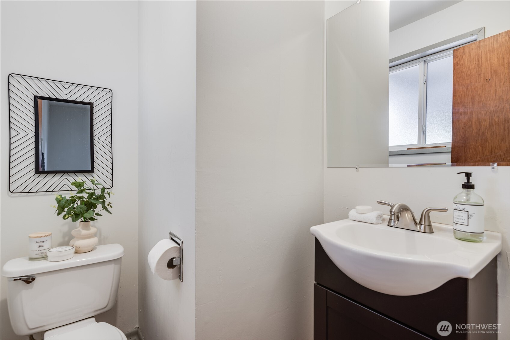 11816 40th Avenue S, Tukwila, WA 98168