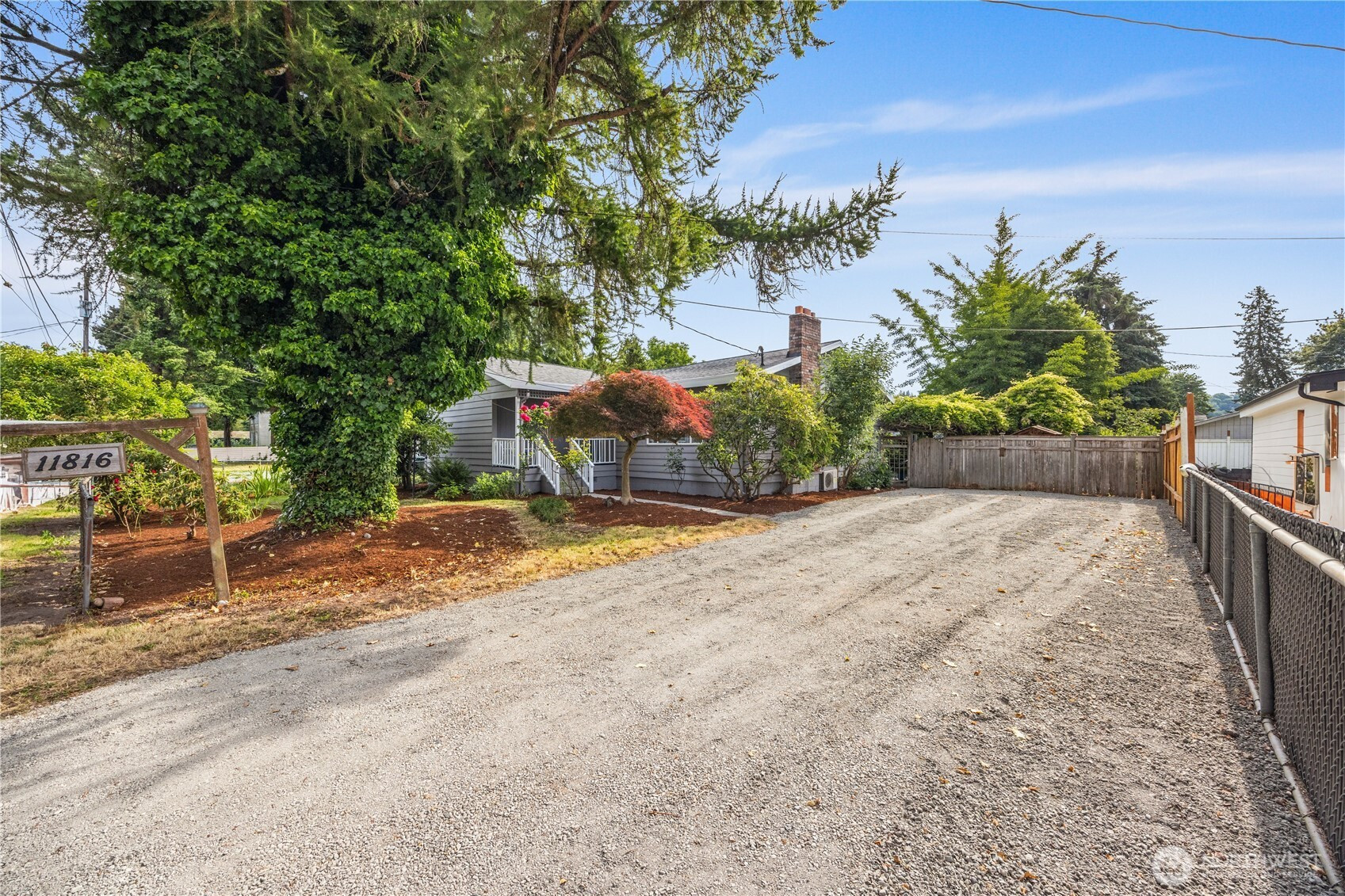 11816 40th Avenue S, Tukwila, WA 98168