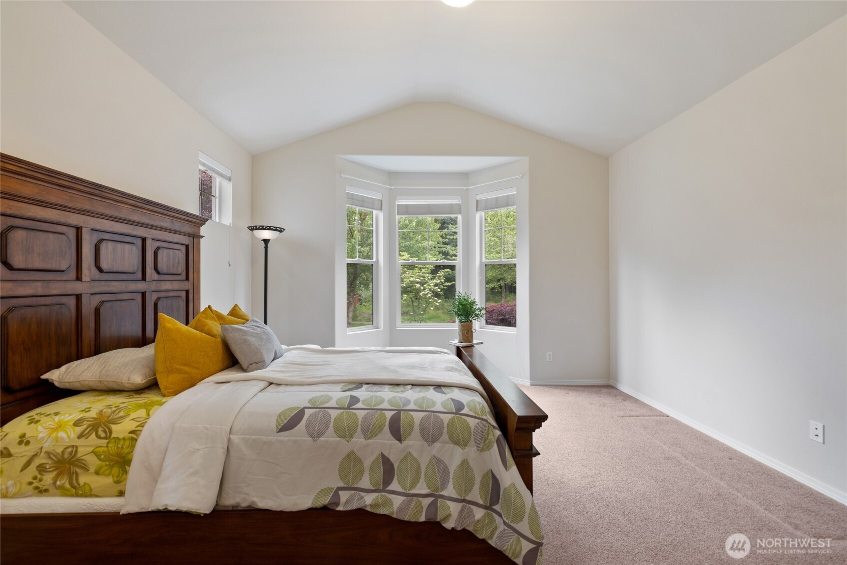 9030 Campus Glen Drive NE, Lacey, WA 98516