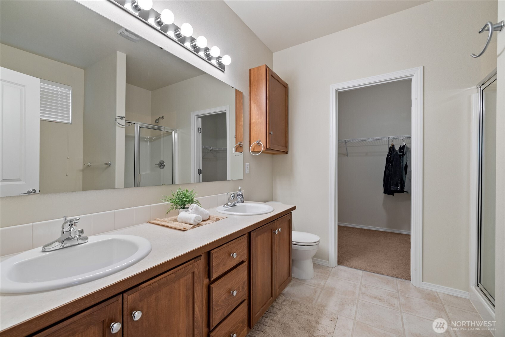 9030 Campus Glen Drive NE, Lacey, WA 98516